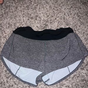 Lululemon Speed up shorts 2.5” inseam